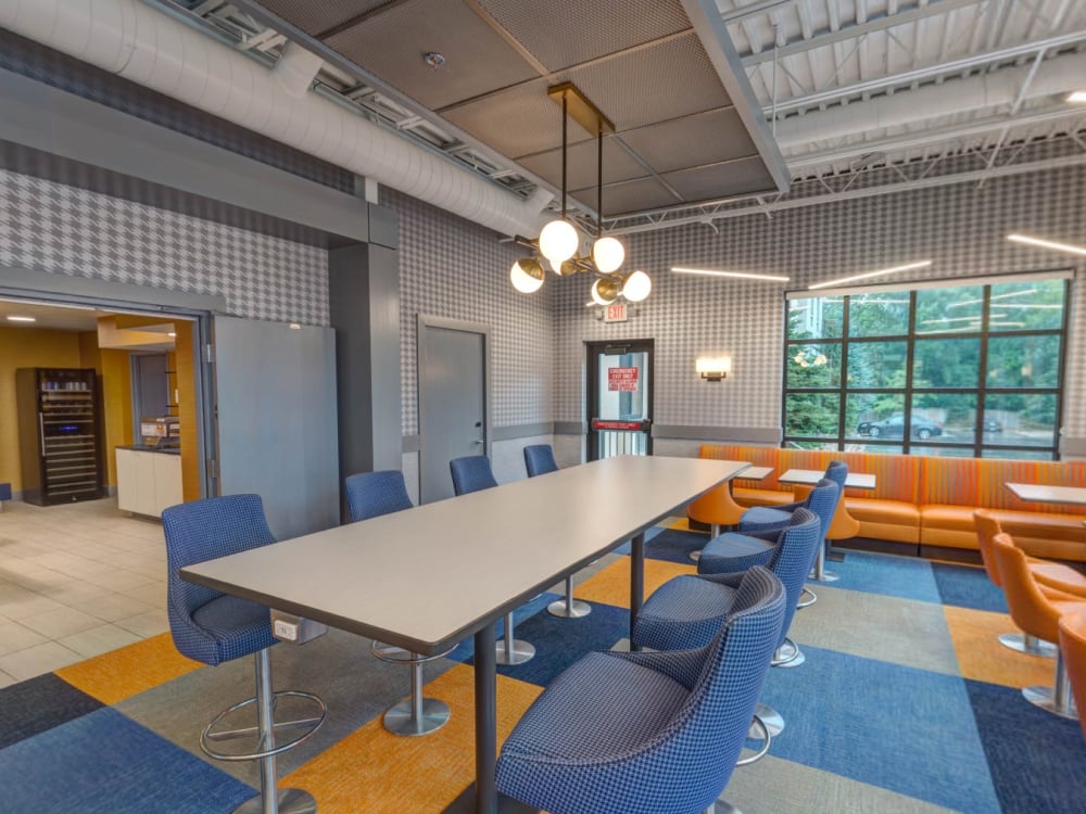 Burnsville Breakfast Area