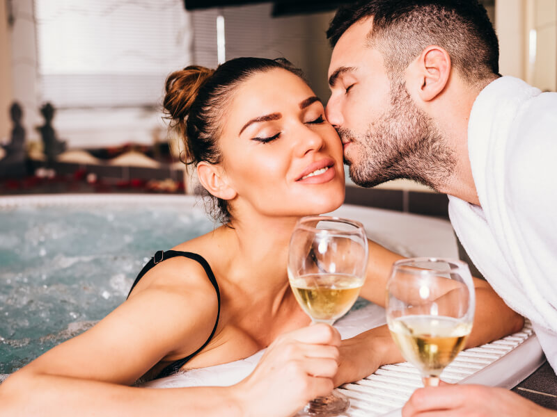 Offers at South Burnsville, Minnesota Hotel