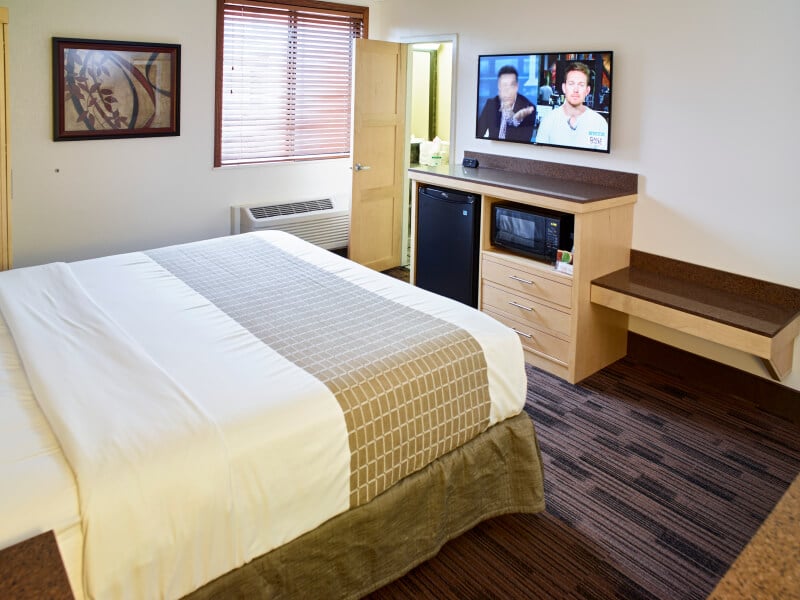 King Executive Non-Smoking Room at LivINN Hotel,South Burnsville